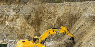 Presentato il nuovo JCB 520X top di gamma