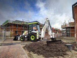 Terne JCB: ecco la 3CX alimentata a idrogeno
