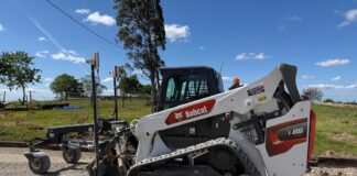 Bobcat T86 e livellatrice laser: produttività di coppia