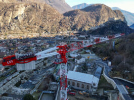 La Potain MDT 269 in una centrale idroelettrica in Italia