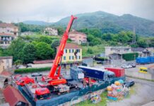 Autovictor in una movimentazione industriale a Rapallo