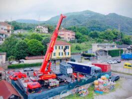 Autovictor in una movimentazione industriale a Rapallo