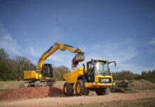 JCB presenta il nuovo dumper articolato ADT 715