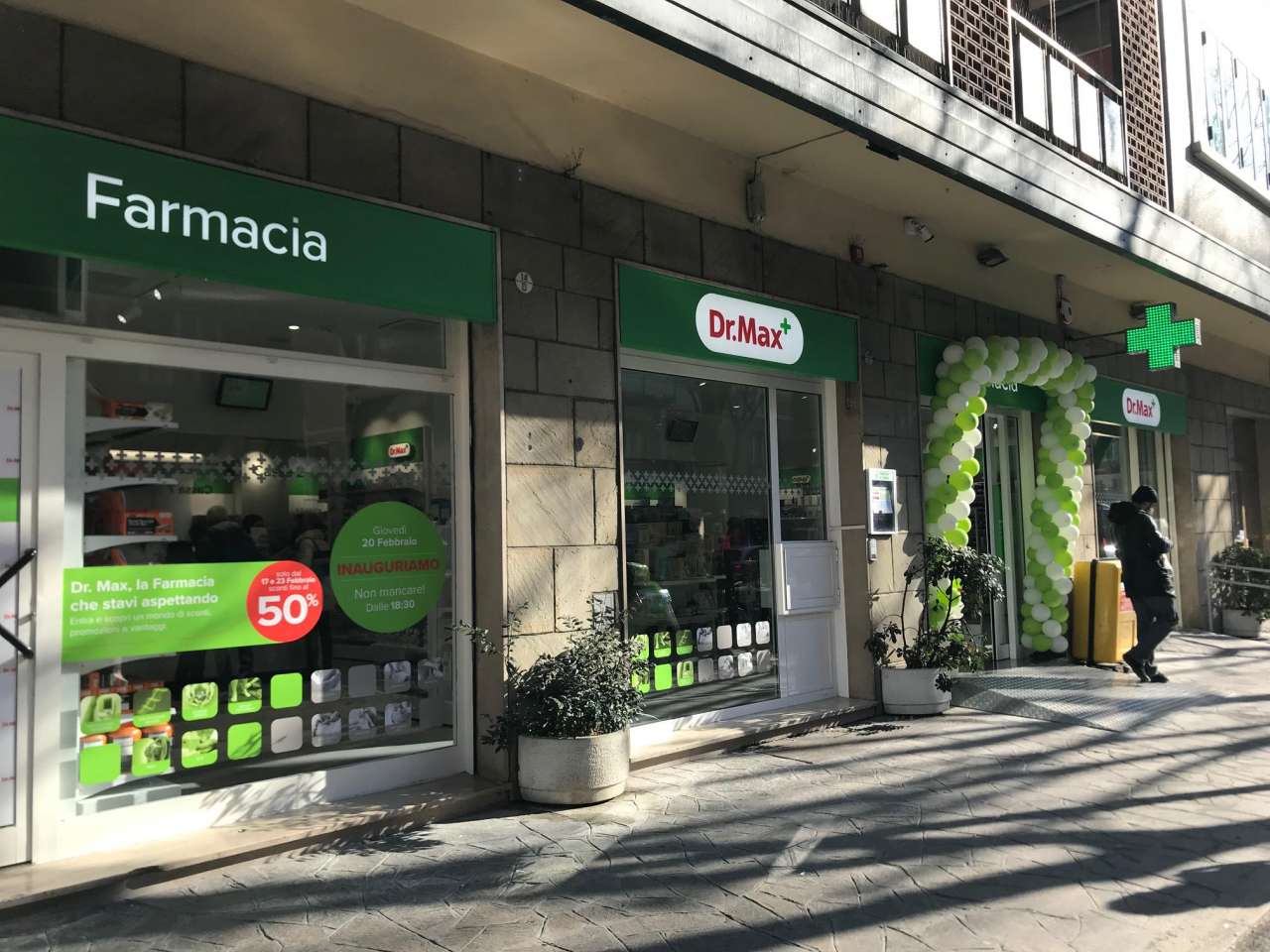 Dr. Max apre a Bologna e rafforza i servizi e il legame col territorio