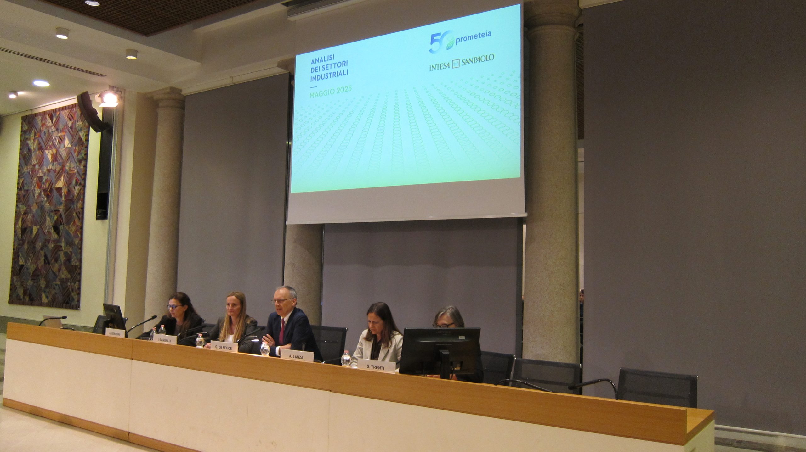 Manifatturiero: segnali incoraggianti nonostante l’incertezza, grazie anche alla meccanica