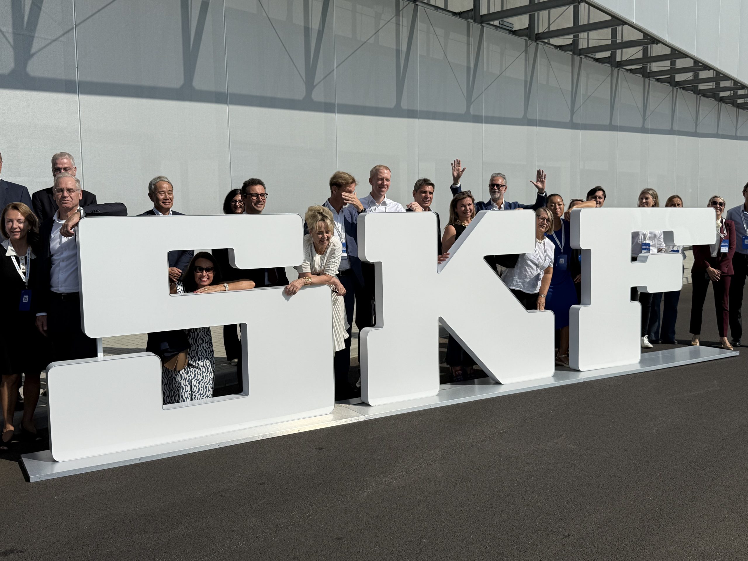 SKF apre il nuovo centro di eccellenza ad Airasca per i cuscinetti Super-Precision