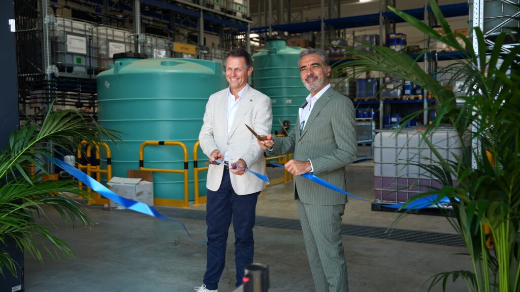 Da sinistra, Erwin Wieffering, CEO di Safetykleen International con Riccardo Salmin, amminstratore delegato di Safetykleen Italia