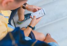 Text neck, contrastarlo con la chiropratica