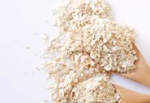 Avena e tocotrienolo: una combinazione funzionale per contrastare la sindrome metabolica Cucchiaio di legno con avena