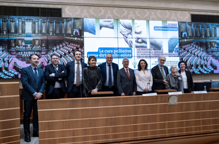 Malattie neurologiche gravi e cure palliative: il confronto in Senato Rappresentanti delle società scientifiche durante la conferenza stampa in Senato sulle cure palliative nelle malattie neurologiche