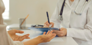 Ripensare la terapia della GERD: la Medicina di Bioregolazione dei Sistemi come risposta agli unmet need clinici medico a colloquio con una paziente