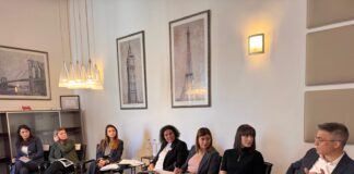 Salute al femminile: empowerment, gestione dei piccoli disturbi e nuova frontiera dell’Intelligenza Artificiale salute della donna automedicazione responsabile