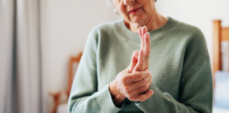 Fibromialgia, il Registro SIR conferma il peso della malattia sulle donne fibromialgia nelle donne