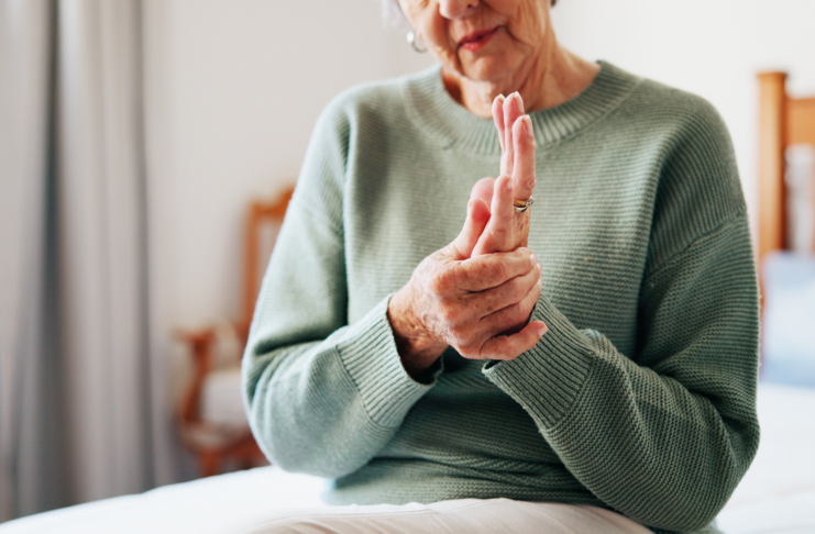 Fibromialgia, il Registro SIR conferma il peso della malattia sulle donne fibromialgia nelle donne