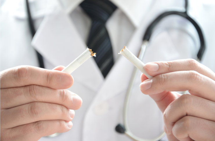 Giornata senza tabacco: oncologi e pneumologi in piazza contro i danni del fumo