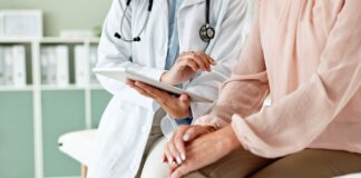 Invecchiamento sano e Intelligenza Artificiale: cosa chiedono gli italiani alla sanità secondo lo STADA Health Report 2026 invecchiamento sano e Intelligenza Artificiale