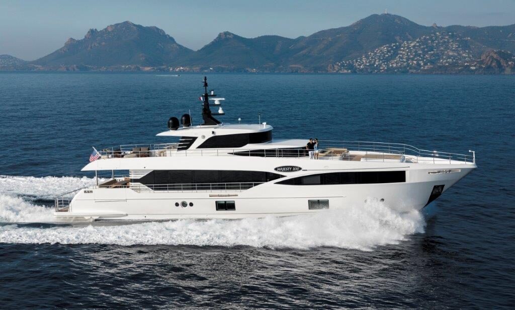 mega yacht gulf craft