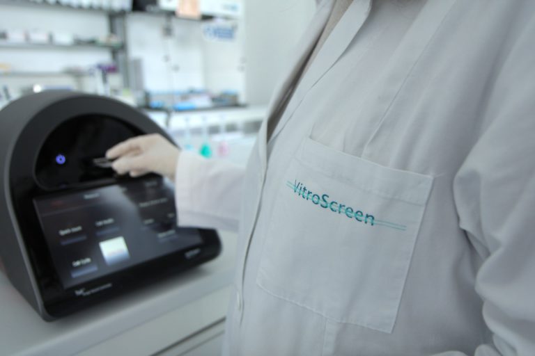 VitroScreen, in equilibrio tra scienza e arte