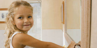 Tannato di gelatina/probiotici tindalizzati per gastroenterite pediatrica