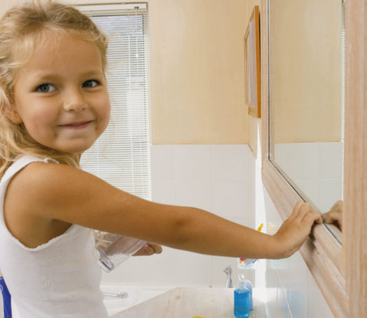 Tannato di gelatina/probiotici tindalizzati per gastroenterite pediatrica