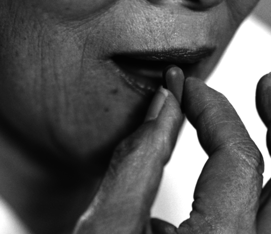 Ossicodone/naloxone per il dolore nella malattia di Parkinson