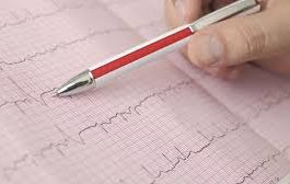 Quale terapia anticoagulante orale in caso di malattia renale cronica? degli antagonisti della vitamina K e degli inibitori diretti delle trombina