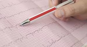 Quale terapia anticoagulante orale in caso di malattia renale cronica? degli antagonisti della vitamina K e degli inibitori diretti delle trombina