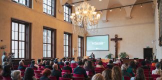 L’Intelligenza Artificiale diventa il nuovo “influencer” della salute