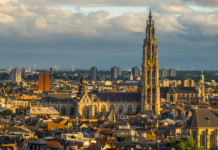 Summit di Anversa, l’industria UE chiede azioni urgenti per la competitività Summit di Anversa