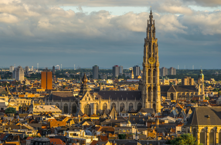 Summit di Anversa, l’industria UE chiede azioni urgenti per la competitività Summit di Anversa