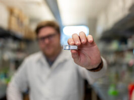 Un dispositivo impiantabile per produrre farmaci in situ nel corpo umano