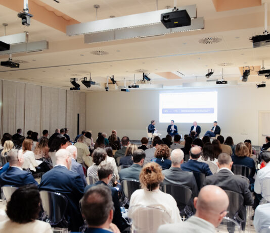 Informazione scientifica del farmaco: come evolve la professione tra AIFA, Sunshine Act e intelligenza artificiale