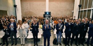 Premio Nazionale Federchimica Giovani 2025-2026: i vincitori che celebrano creatività, pensiero scientifico e innovazione Premio Nazionale Federchimica Giovani 2025-2026: i vincitori che celebrano creatività, pensiero scientifico e innovazione