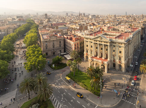 Barcellona, dai noccioli d’oliva nasce un nuovo asfalto green asfalto ai noccioli oliva