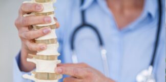 Compressione spinale: l'ecografia per comprendere la colonna vertebrale sotto sforzo