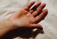 Recupero della funzionalità di mano in paziente con tetraplagia incompleta: un caso studio