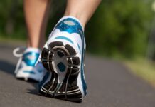 Come la forma del piede influisce sul passo Come la forma del piede influisce sulla camminata