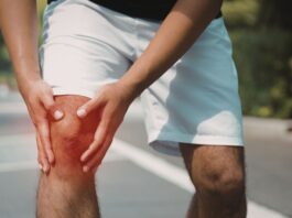 Dolore patello-femorale: un training riabilitativo che interessa anca e caviglia Dolore patello-femorale: un training riabilitativo che interessa anca e caviglia
