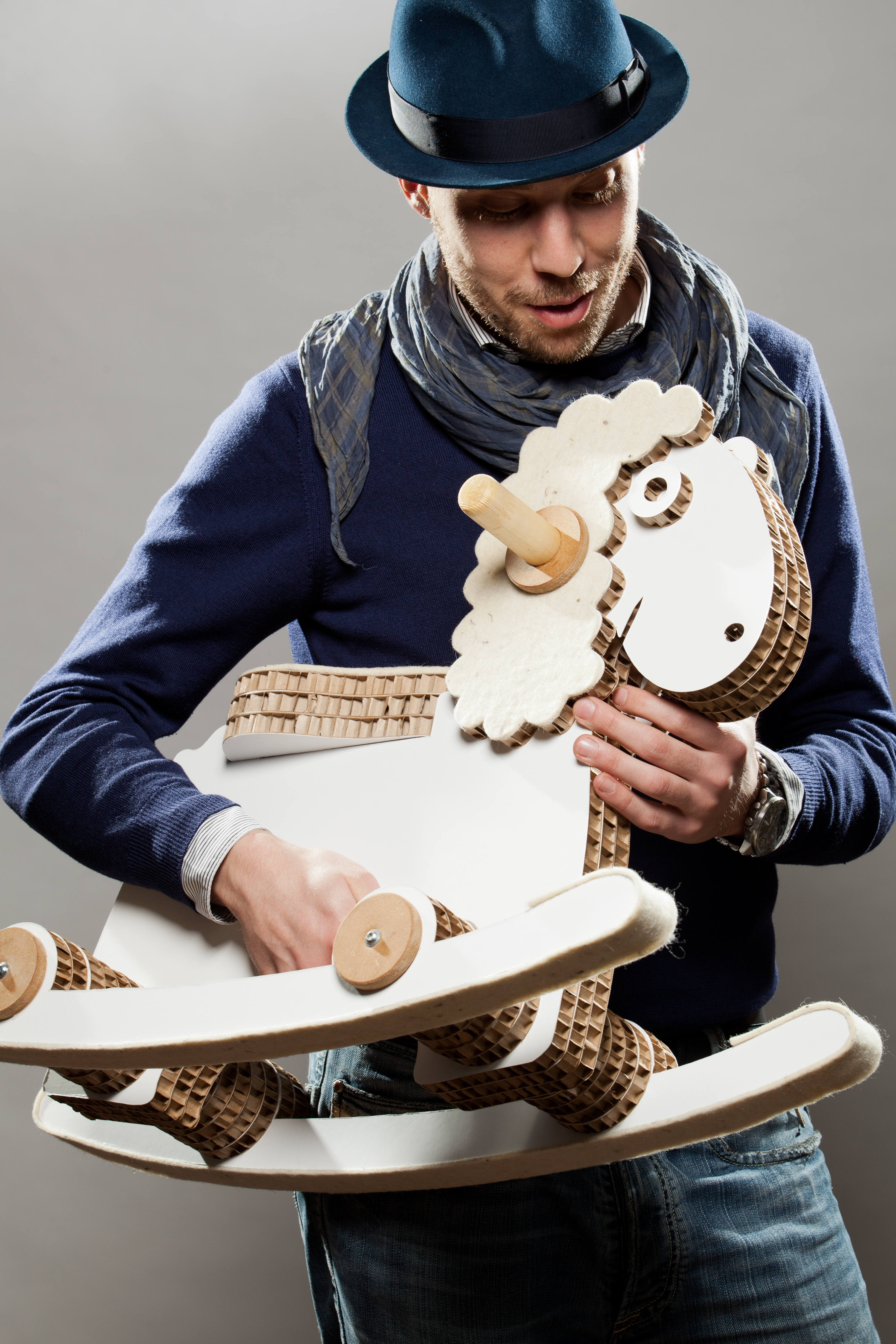 Davide Paganotti, a minimalist Italian designer Davide Paganotti, a minimalist Italian designer.