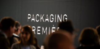 Packaging première