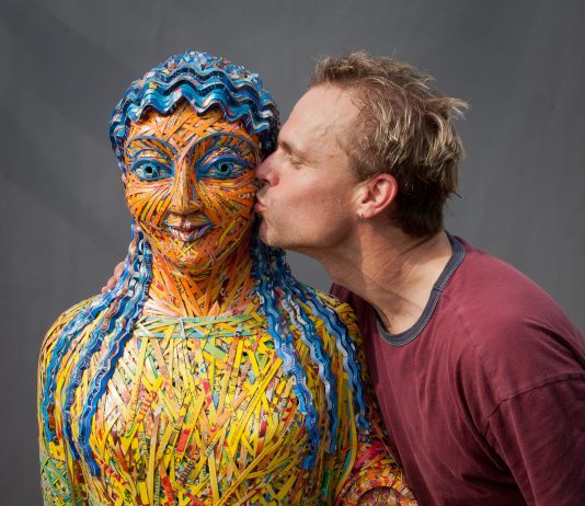 Art as weaving: the language of paper