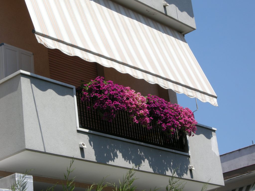 balcone terrazzo surfinie