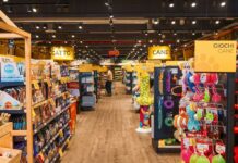 Arcaplanet si espande al Sud: acquisiti i 12 negozi di Animal Store