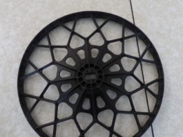 25% weight reduction of a plastic pulley