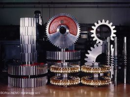 Specialist in small and big-sized gears