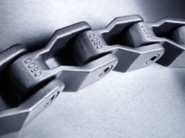 Cast steel chains: simple yet robust design