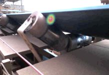 Early warning signs of conveyor belt bearing problems