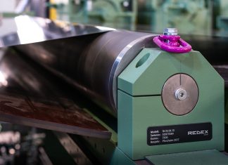 Perfectly levelled ultrathin steel strips