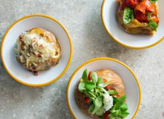 Un nuovo ristorante di Milano sfida i luoghi comuni sulla cucina inglese e serve solo baked potatoes