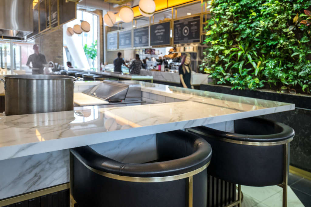 Top in pietra Neolith
